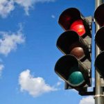 Fibra ótica pode dar mais precisão na sincronização de semáforos